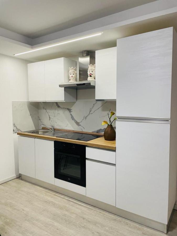 Living Center Apartment Catania