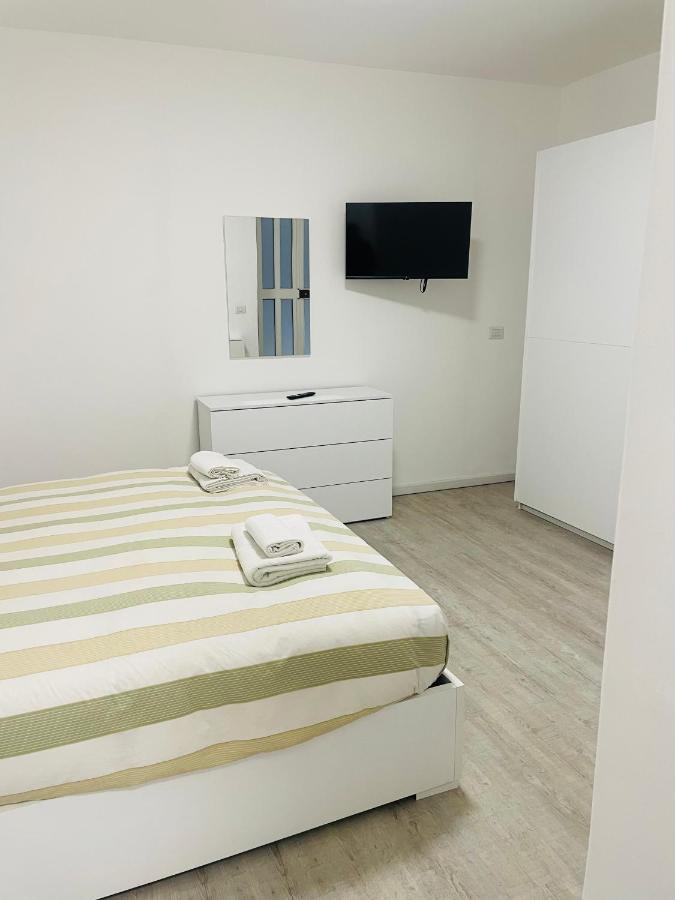 Living Center Apartment